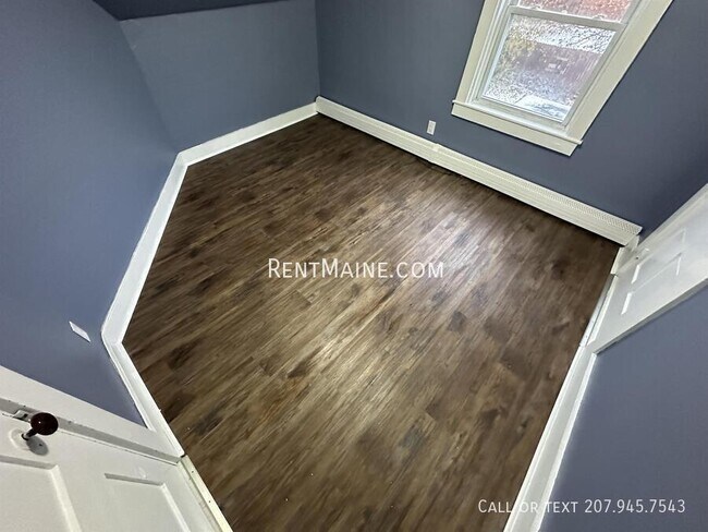 Building Photo - 253 Brunswick St