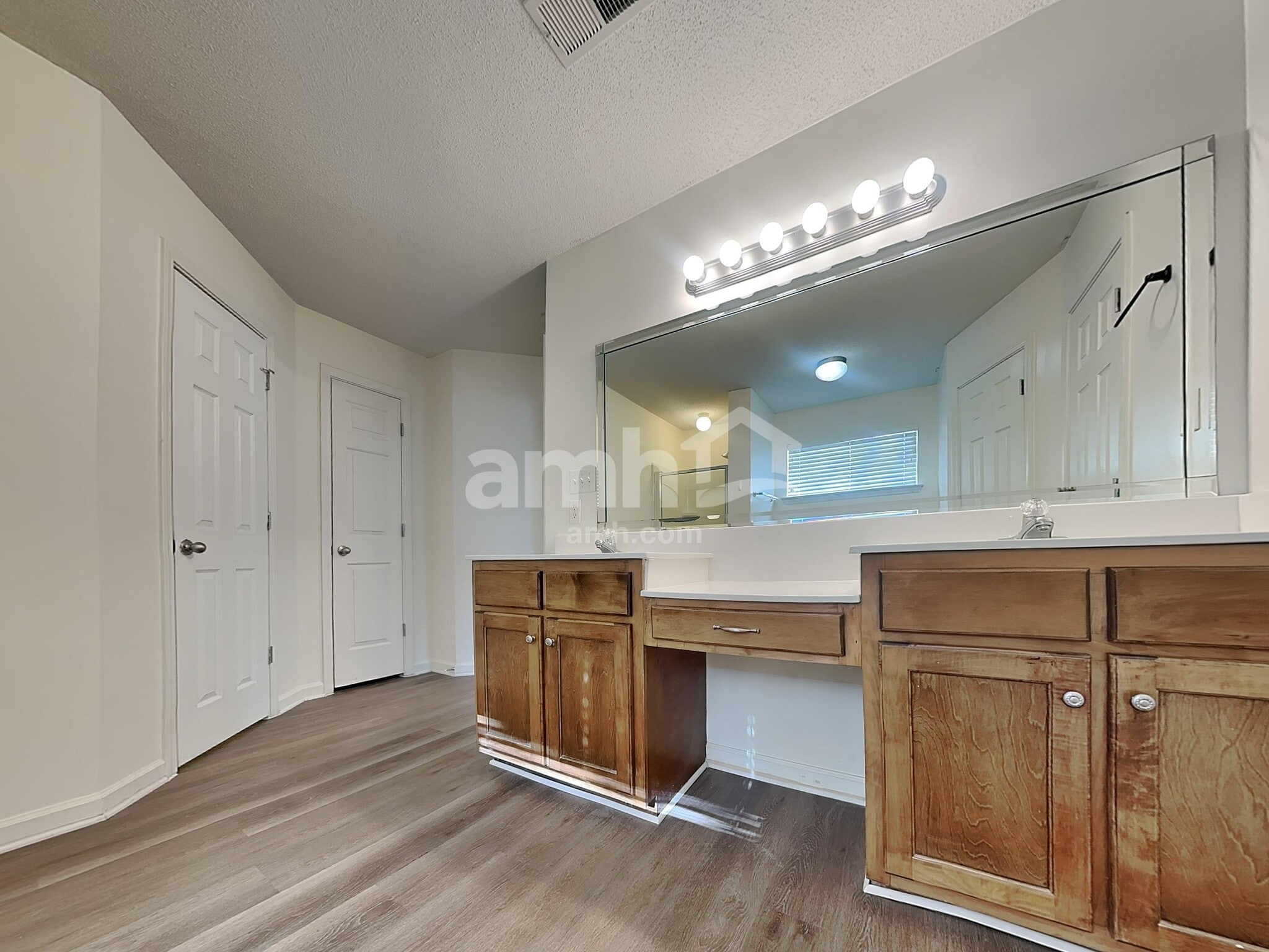 Building Photo - 3145 Amanda Belle