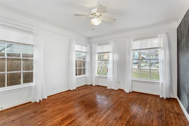 Building Photo - 8642 Daytonia Ave