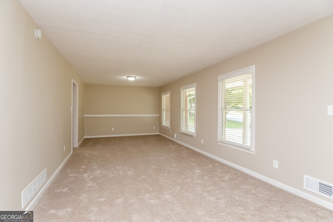 Building Photo - 1420 Denfield Ct