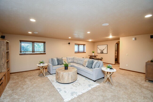 Building Photo - South Sioux Falls Rental with Open Layout ...