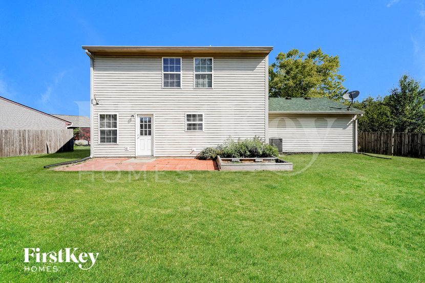 Building Photo - 2685 Creekstone Ct