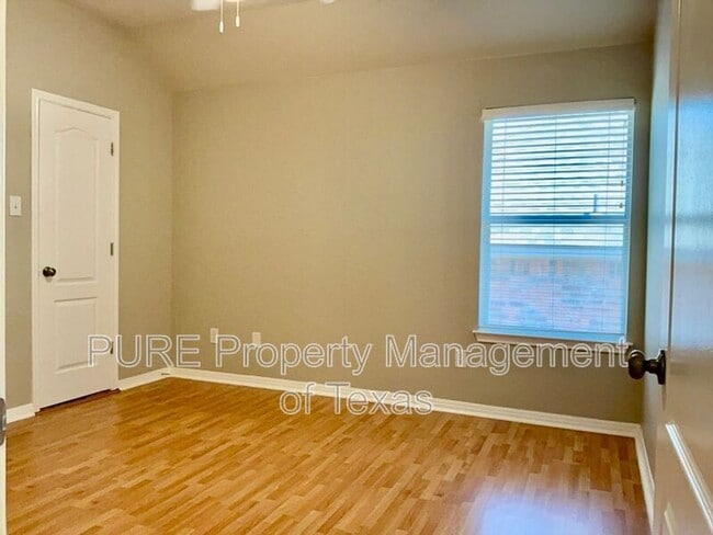 Building Photo - 2518 Vestavia Ridge Ln