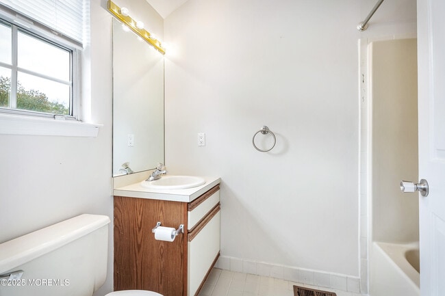 Building Photo - 13 Canidae Ct
