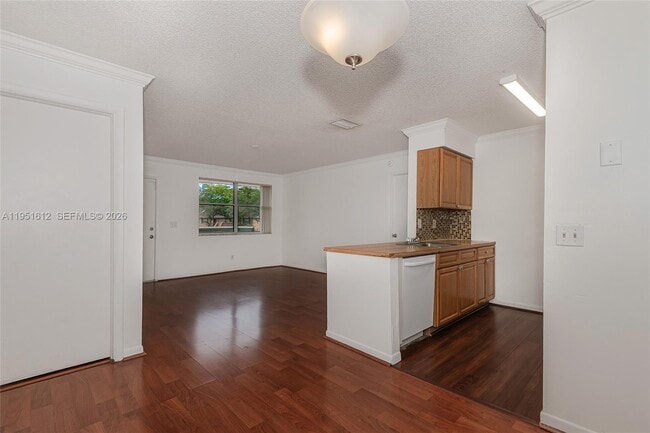 Building Photo - 714 NW 103rd Terrace