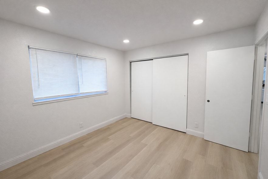 Building Photo - 5964 Gilman Way