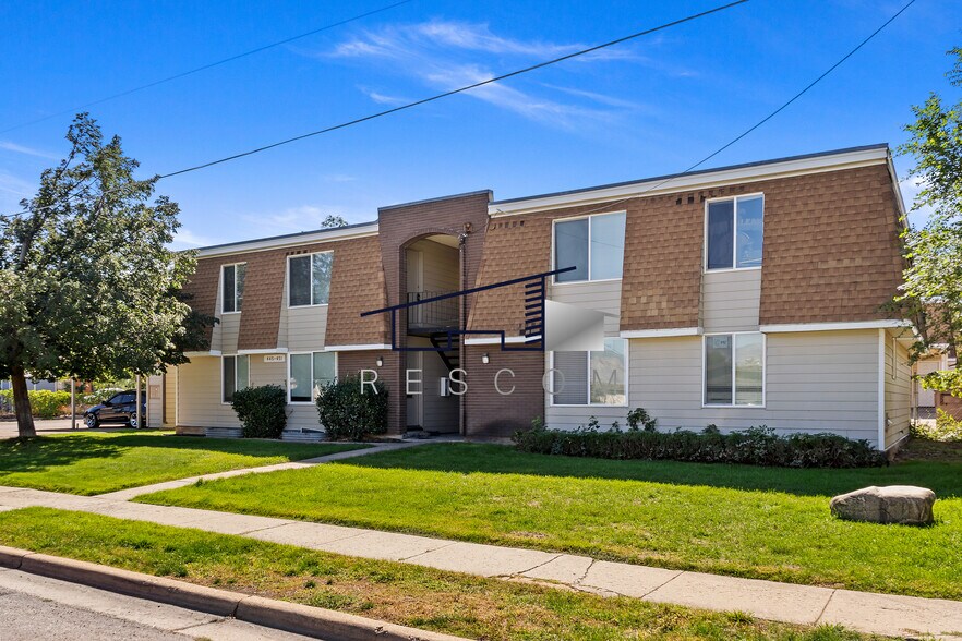 Building Photo - 447 W 4900 S