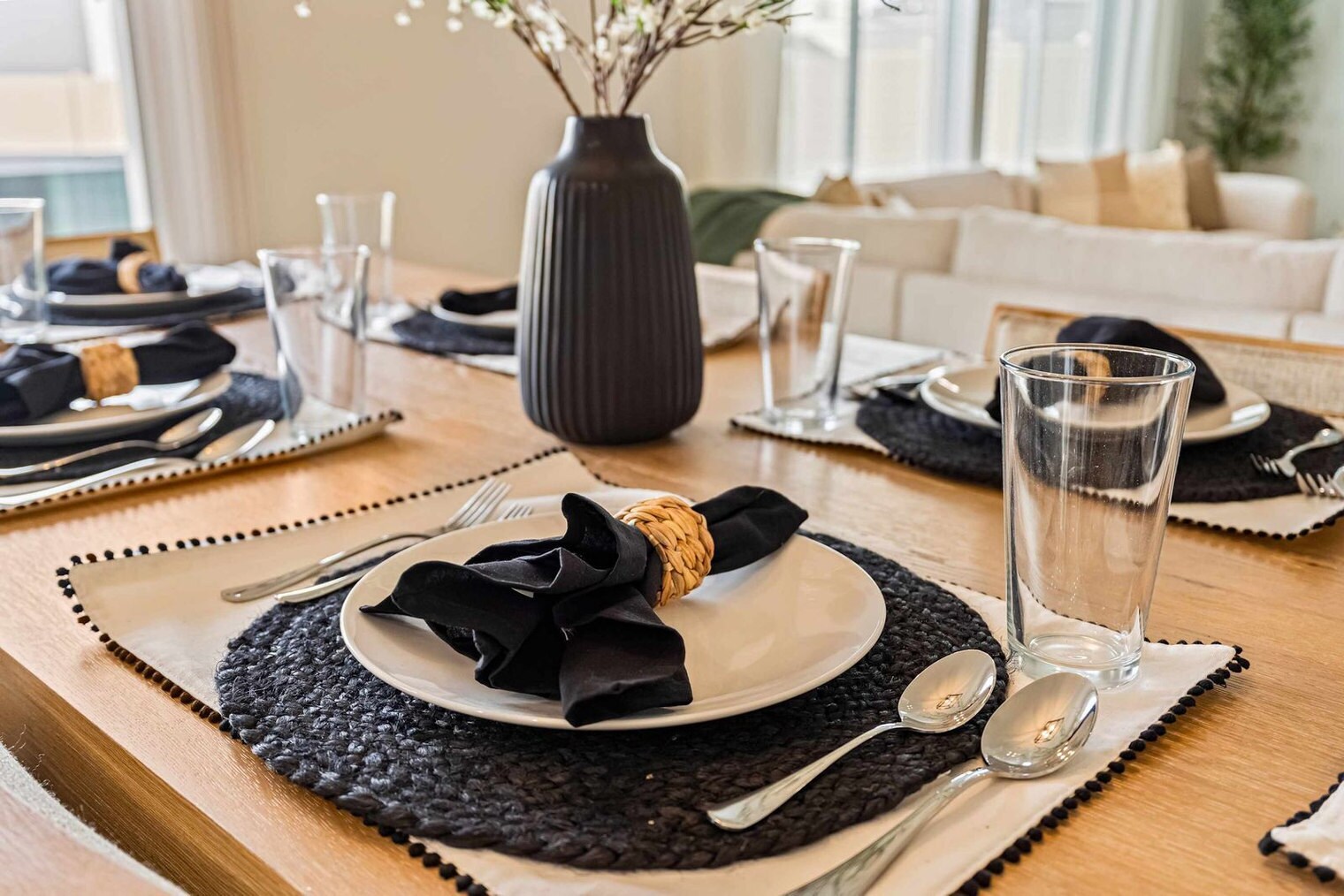 Building Photo - 5302 E Burnte Peak St