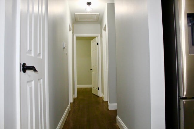 Building Photo - 5707 Alan Dr