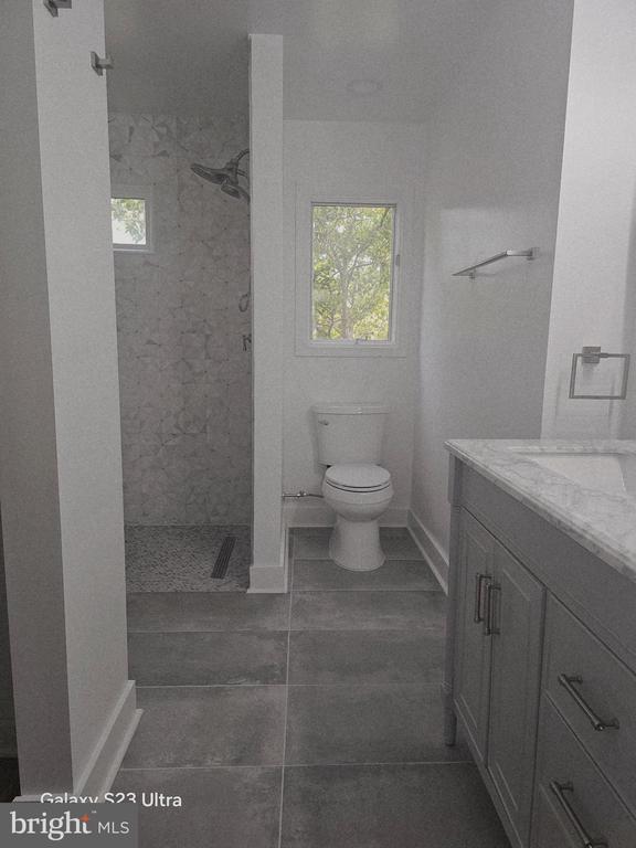 Building Photo - 4949 Old Dominion Dr