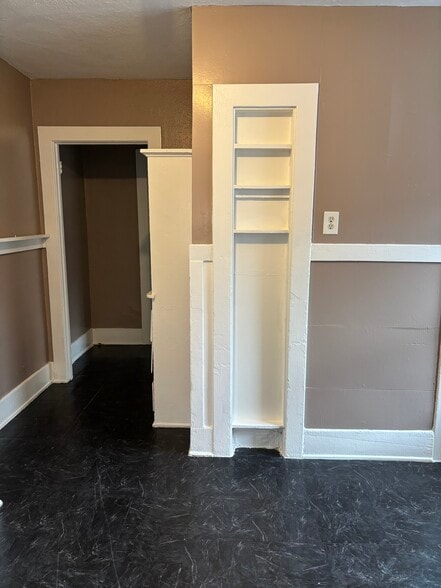 pantry - 722 1/2 W 41st Dr