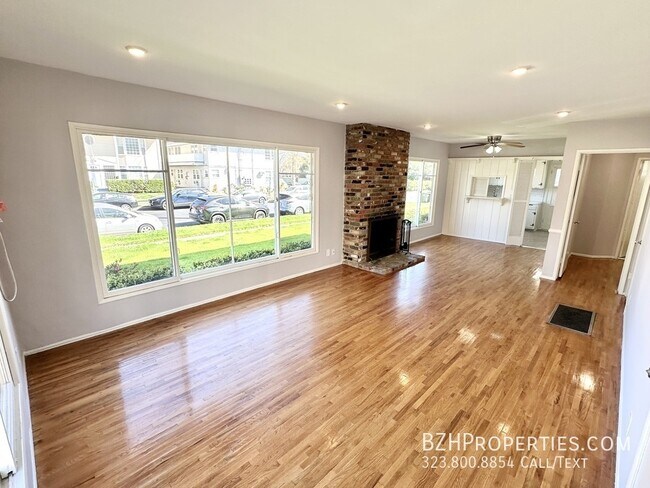 Building Photo - 5307 Vantage Ave