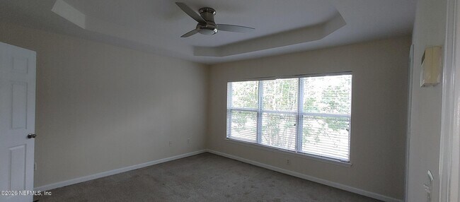 Building Photo - 4847 Parkhurst Pl