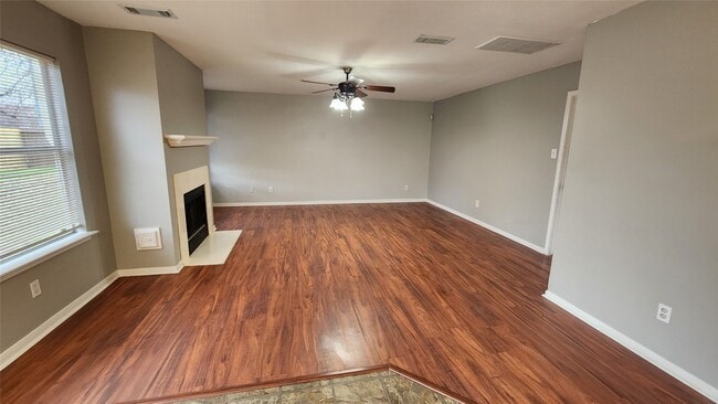 Building Photo - 7800 Summer Pl Dr