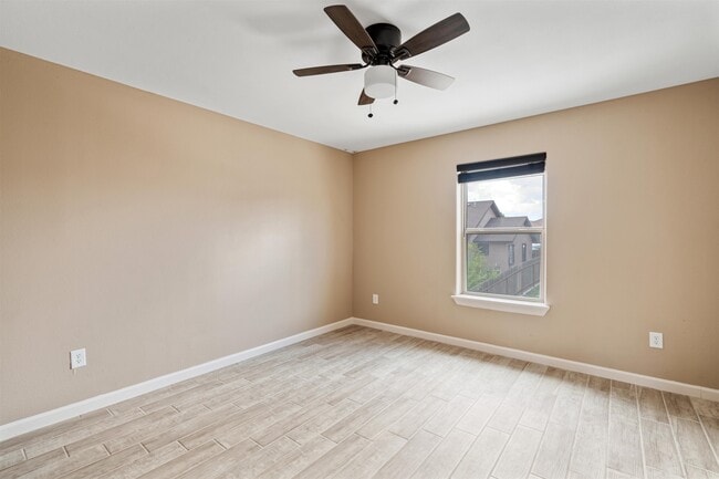 Building Photo - 137 Rio Seco Dr