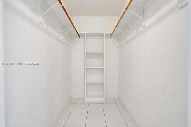 Building Photo - 2444 Raleigh St