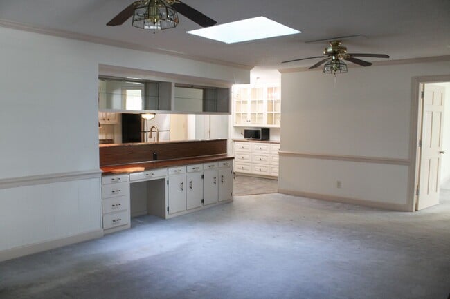 Building Photo - 1409 Chesnee Dr