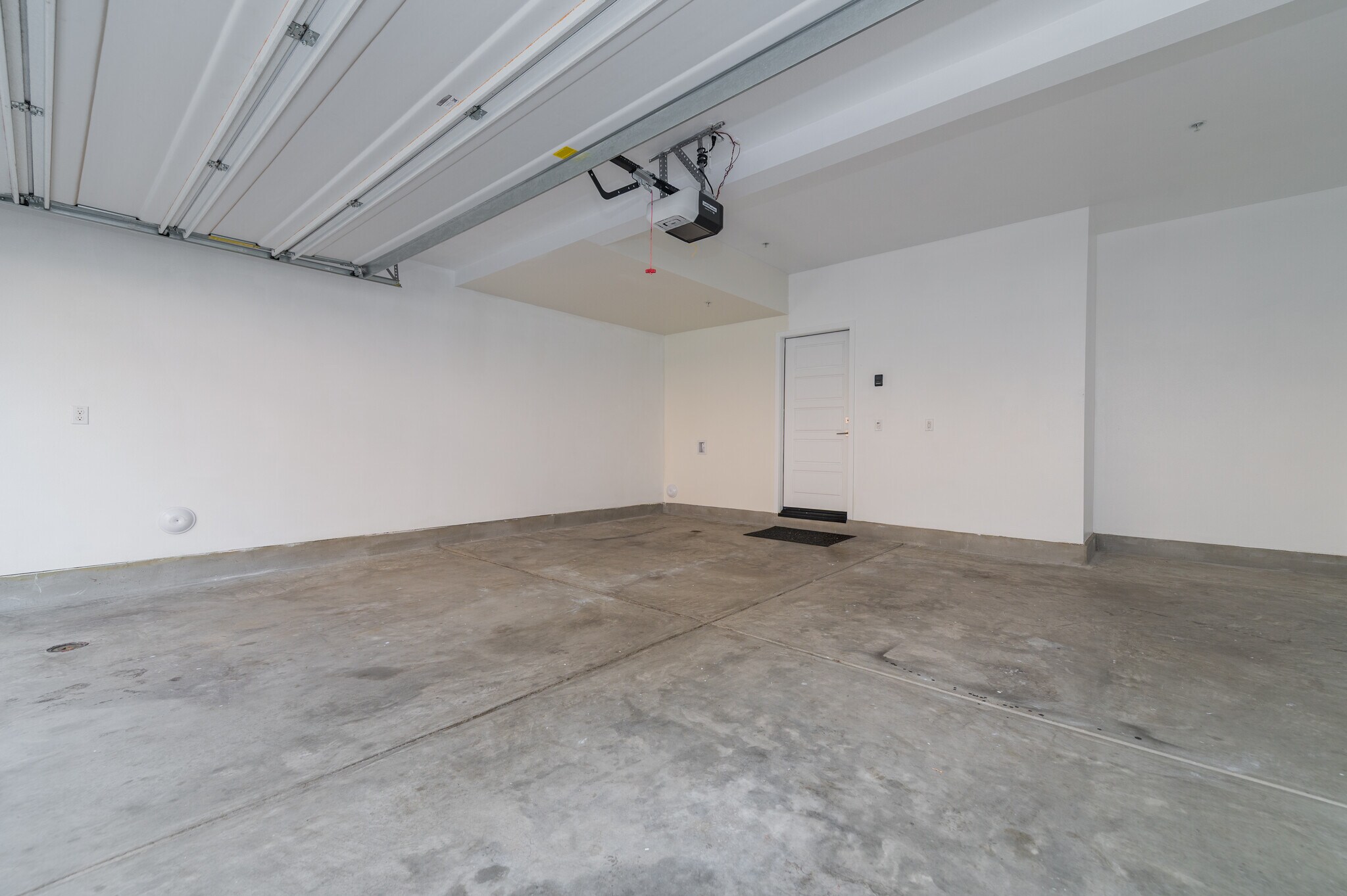 Building Photo - 207 Magnet