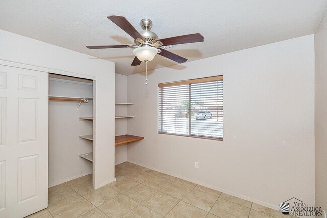 Building Photo - 11149 E 26th St