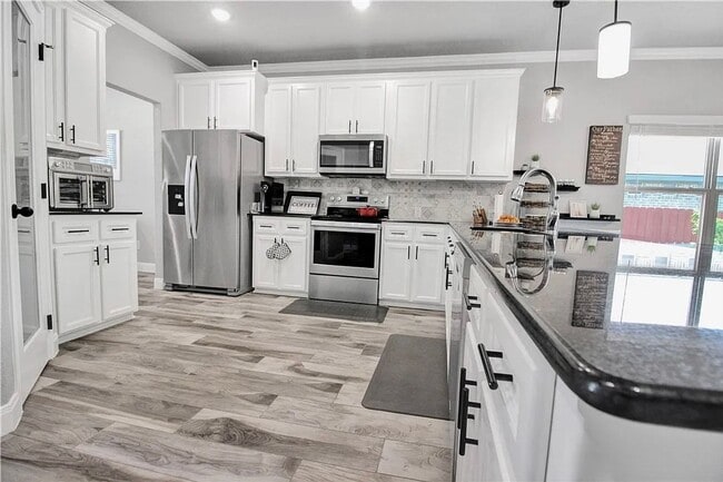 Building Photo - 7307 Diamond Dove Dr
