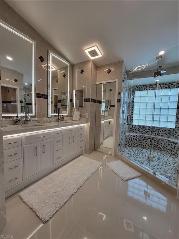 Building Photo - 237 SW 47th St