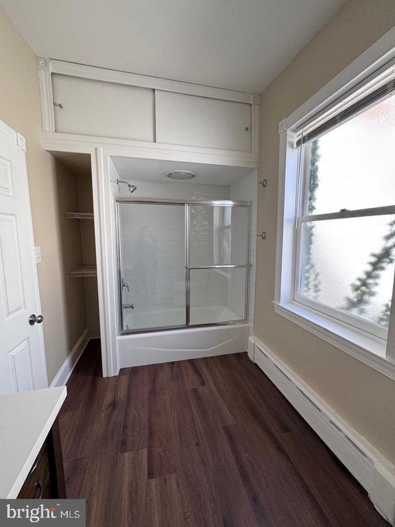 Building Photo - 222 W Union St