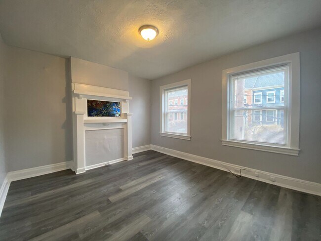 Primary Photo - 2029 Rose St