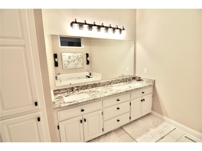 Building Photo - 10413 Spyglass Dr