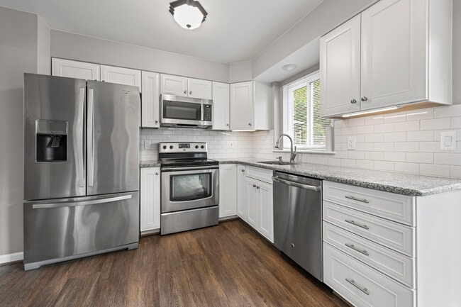 Building Photo - 42795 Hammill Ln