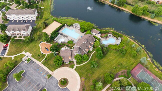 Building Photo - 169 Lakeshore Dr