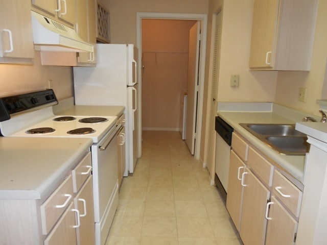 Building Photo - Lake Mary - 1 Bedroom, 1 Bathroom - $1,350.00