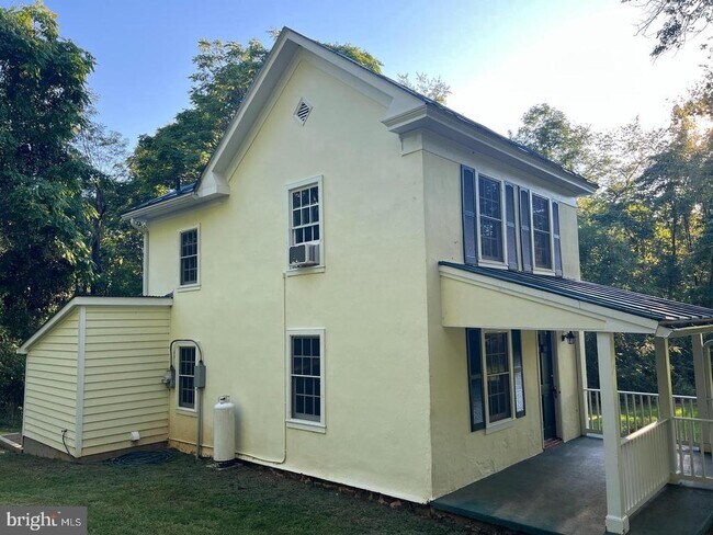 Building Photo - 3236 Ashby Glen Ln