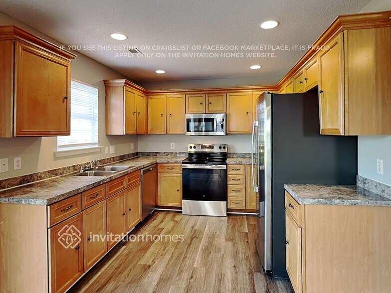 Building Photo - 5345 Kim St SW