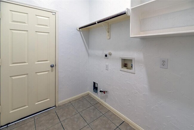 Building Photo - 19923 Brookway Oak Ct