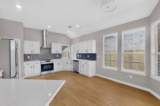 Building Photo - 7314 Gillon Dr
