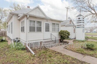 Building Photo - 446 E St