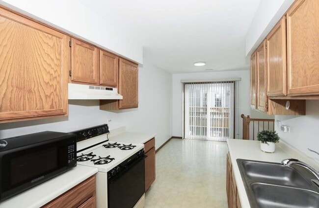 Building Photo - 437 Village Creek Dr