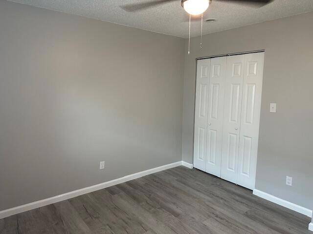 Building Photo - 2075 Clingan Dr NW