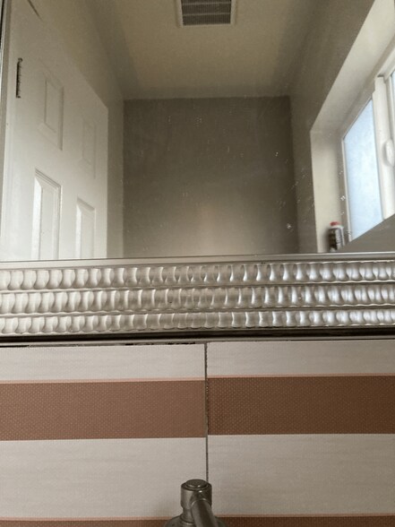 Building Photo - 11732 Killian St