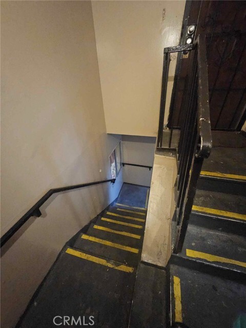 Building Photo - 2522 Alcazar St