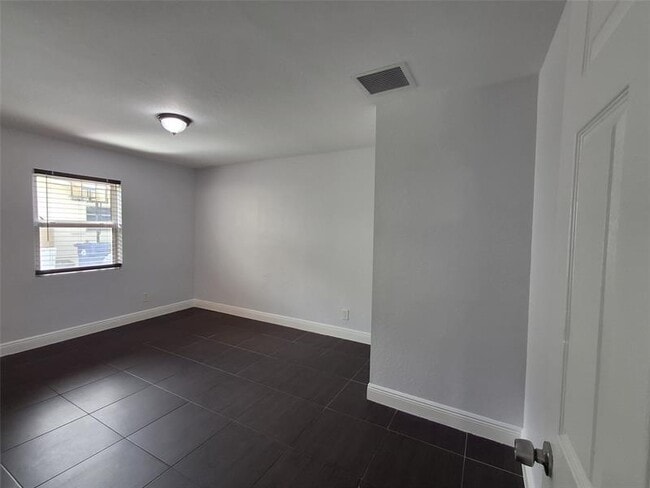 Building Photo - 3731 NW 110th Ave