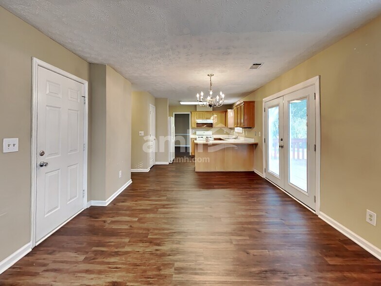 Building Photo - 3285 Summit Pl Dr