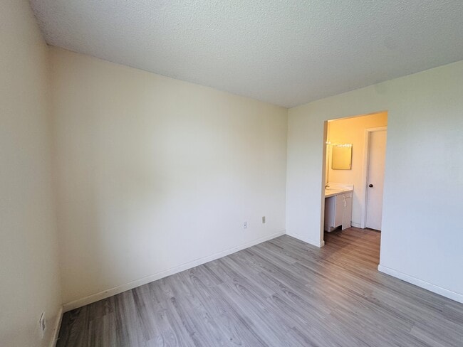 Building Photo - 1149 Independence Trail