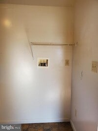 Building Photo - 87 E Barber Ave