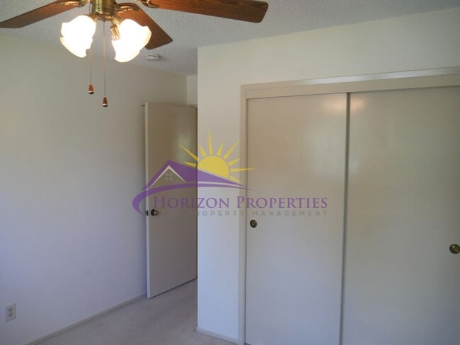 Building Photo - 6319 St James Dr