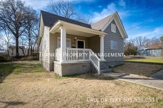 Building Photo - 1624 Brown St