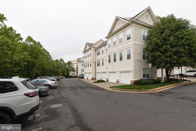 Building Photo - 11371 Aristotle Dr