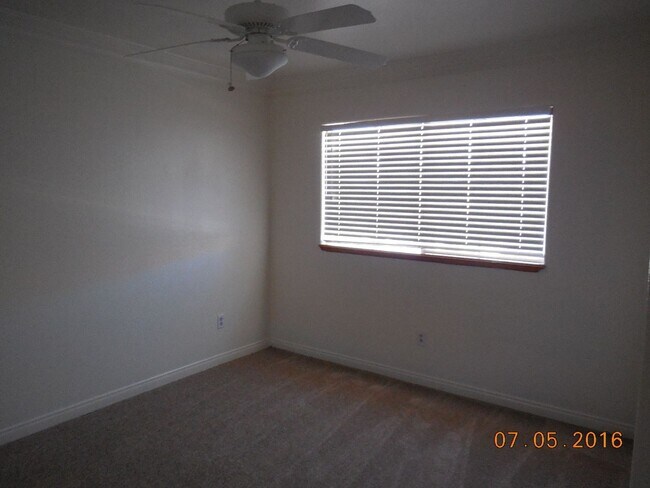 Building Photo - Summerlin Home with Pool