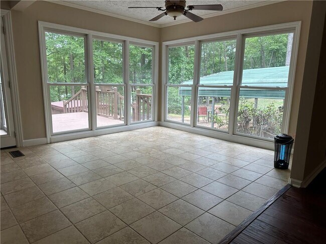 Building Photo - 2583 Parker Trail