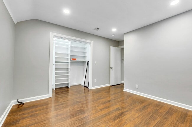 Building Photo - 215 New Milford Ave